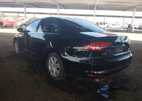 2017 Volkswagen Jetta 1.4T S z USA, uszkodzony, nr VIN 3VW2B7AJ2HM393394